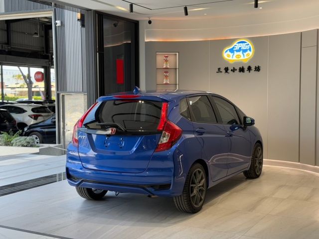 2018 本田 FIT S 藍色 1.5L i-Key 斜坡起步輔助 循跡防滑 倒車顯影 里程保證 認證車 實車實價  第3張相片