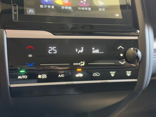 2018 本田 FIT S 藍色 1.5L i-Key 斜坡起步輔助 循跡防滑 倒車顯影 里程保證 認證車 實車實價  第11張相片