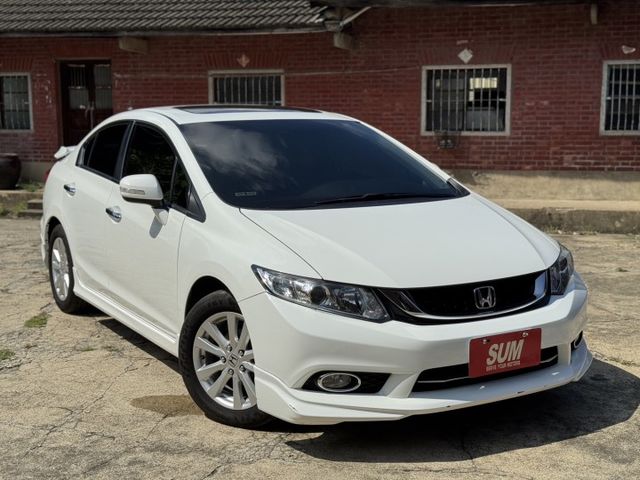 2014 本田 CIVIC 白色 1.8L 天窗 定速巡航 多功能方向盤 倒車顯影 里程保證 實車實價 歡迎試乘  第3張相片