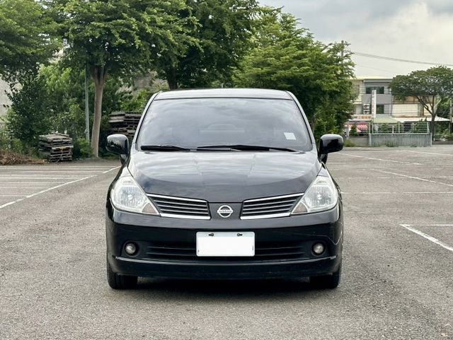 2014 日產 Tiida 黑色 1.6 四門 傳奇版 認證車 里程保證 實車實價 好車推薦  第2張相片