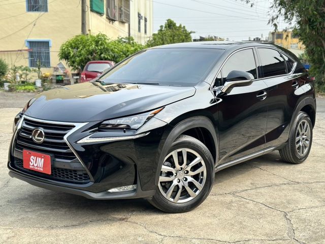 2016年 NX200T 豪華版 里程保證 原鈑件  可全額貸款 一年保固  歡迎試乘  第1張相片