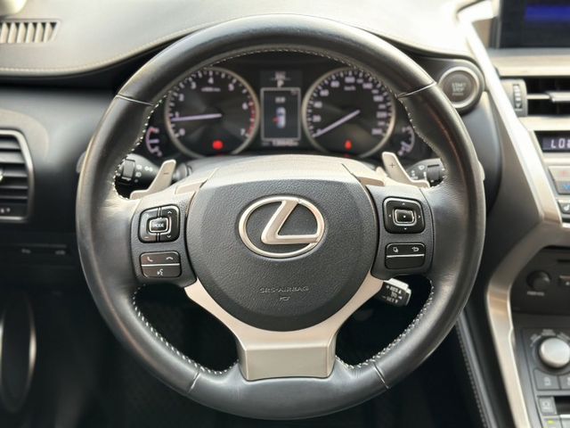 2016年 NX200T 豪華版 里程保證 原鈑件  可全額貸款 一年保固  歡迎試乘  第9張相片