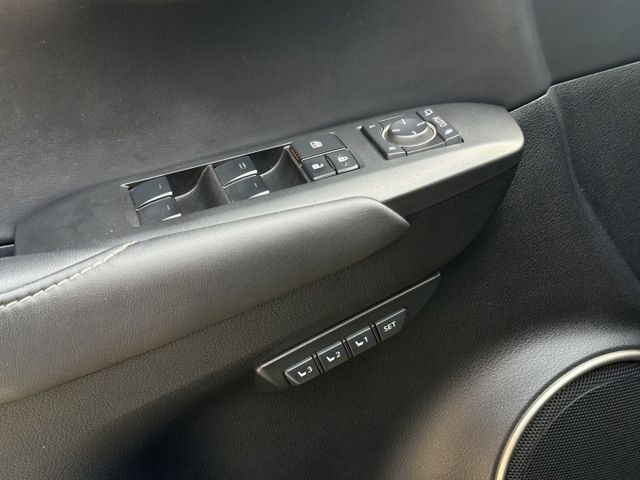 2016年 NX200T 豪華版 里程保證 原鈑件  可全額貸款 一年保固  歡迎試乘  第15張相片