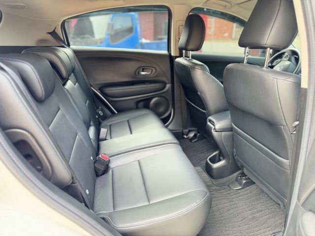 2019出廠 HR-V VTI-S版 里程保證 實車實價 可全額貸款 歡迎試乘  第12張相片