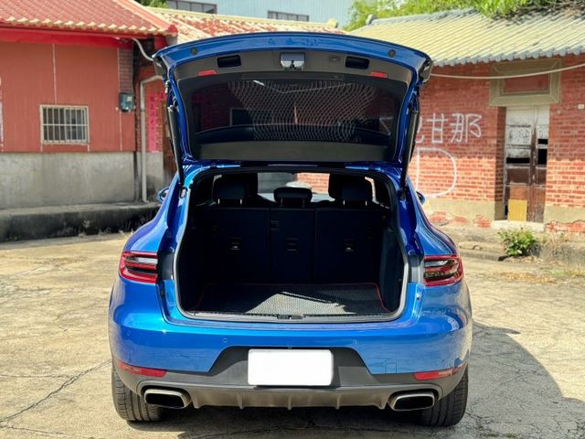 2015年出廠 Macan 里程9萬 全景天窗 雙前座14向電動椅 三區恆溫空調 可全額貸 歡迎試乘  第7張相片