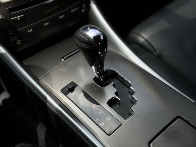 2007年  IS250 認證車 實車在店 里程保證 可全額貸款 歡迎試乘  第17張相片