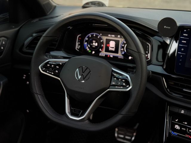 2022出廠 330TSI R-LINE 原鈑件 全景天窗 里程保證 實車在店 歡迎試乘  第9張相片