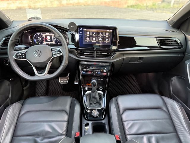 2022出廠 330TSI R-LINE 原鈑件 全景天窗 里程保證 實車在店 歡迎試乘  第10張相片