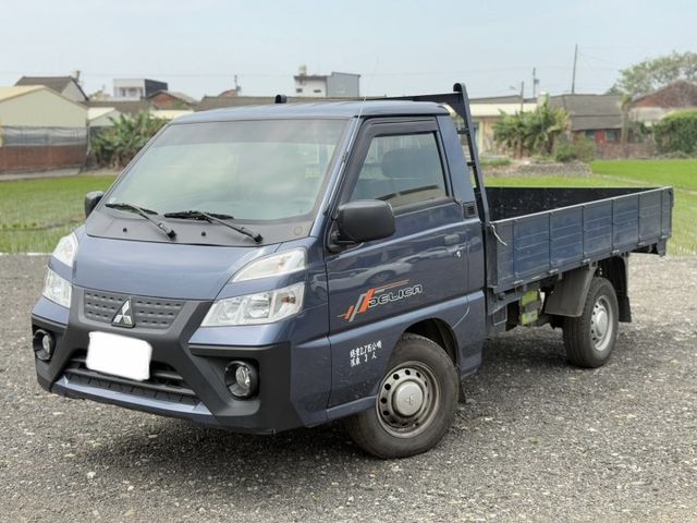 2021出廠 得利卡貨車 自排 有定速 里程7萬 原鈑件 實車在店 歡迎試乘  第1張相片
