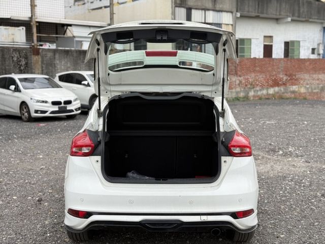 2018出廠 182時尚型  里程9萬公里 原鈑件 實車實價 可貸款 歡迎試乘  第7張相片