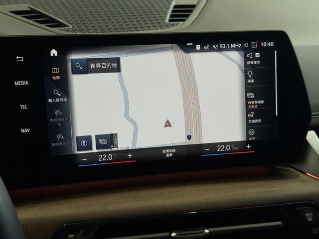2023年出廠 X1 sDrive20i 里程1萬公里 原廠保固中 5AU系統 低率貸款 歡迎試乘  第15張相片