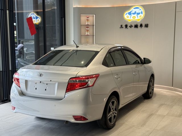 2015出廠 VIOS 經典版 里程僅跑7萬 認證車 一年保固 實車實價 可貸款 歡迎試乘  第6張相片