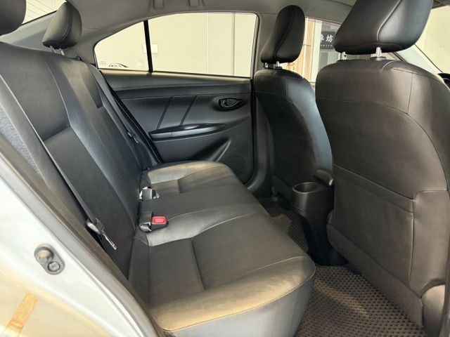 2015出廠 VIOS 經典版 里程僅跑7萬 認證車 一年保固 實車實價 可貸款 歡迎試乘  第14張相片