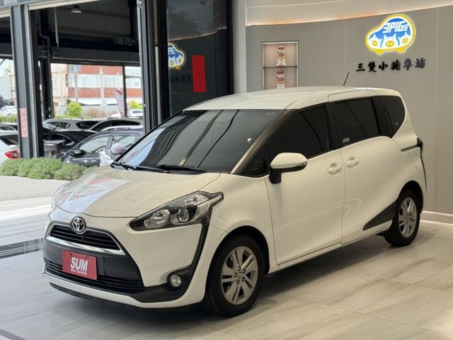 2017式 七人座豪華+版 單電動滑門 原鈑件 里程僅7萬 實車實價 可貸款 歡迎試乘  第4張相片