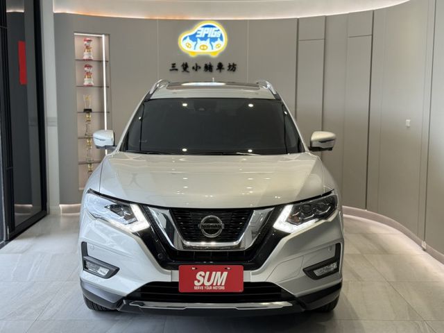 2018年出廠 2.5L 4WD旗艦版 全景天窗 里程僅8萬 原廠保養 實車實價 可貸款 歡迎試乘  第1張相片