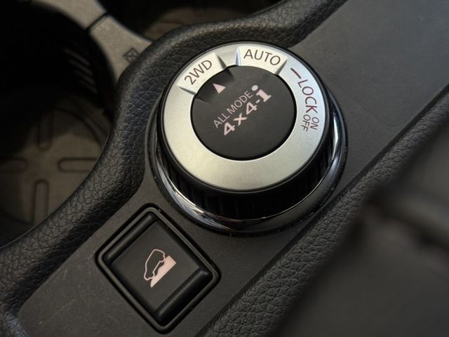 2018年出廠 2.5L 4WD旗艦版 全景天窗 里程僅8萬 原廠保養 實車實價 可貸款 歡迎試乘  第16張相片