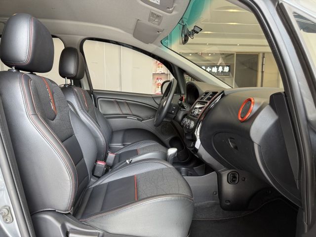 2016出廠 X-SPORT跨界豪華版 里程8萬 免鑰匙啟動 認證車 一年兩萬公里保固 實車實價 歡迎試乘  第12張相片