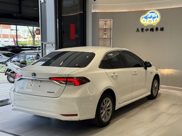 2020出廠 油電ALTIS 尊爵版 ACC跟車 盲點偵測 數位儀表 里程保證 認證車 實車實價 歡迎試乘  第6張相片