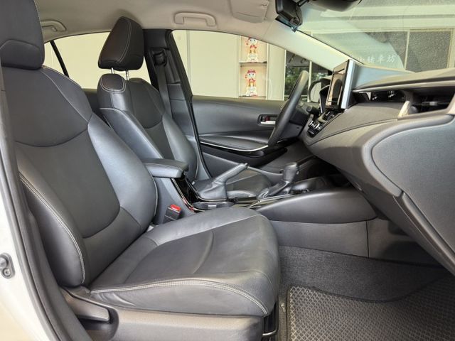 2020出廠 油電ALTIS 尊爵版 ACC跟車 盲點偵測 數位儀表 里程保證 認證車 實車實價 歡迎試乘  第12張相片