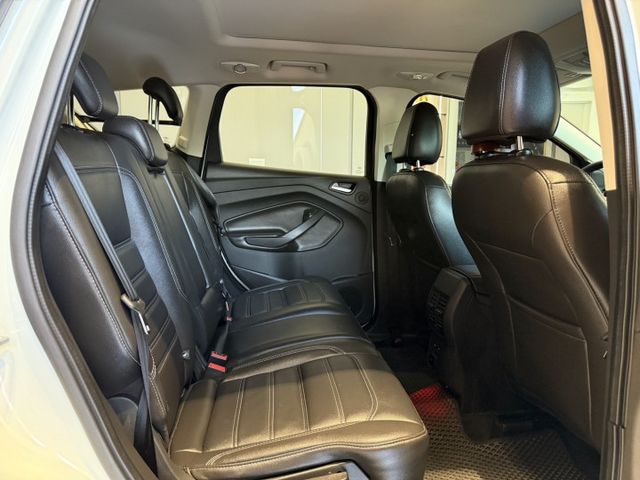 2018年 KUGA 2.0旗艦AWD版 全景天窗 盲點 ACCE跟車 里程僅跑7萬 原鈑件 實車實價 歡迎試乘  第14張相片