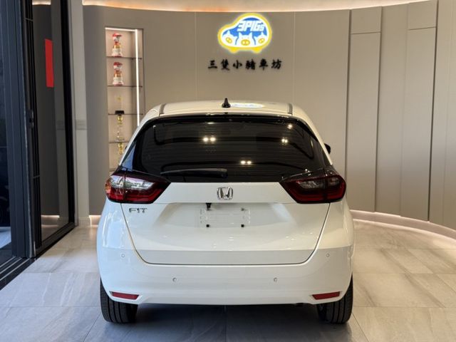 2022年出廠 汽油FIT  里程6萬 原鈑件 原廠保養紀錄 保固兩年 實車實價 歡迎試乘  第2張相片