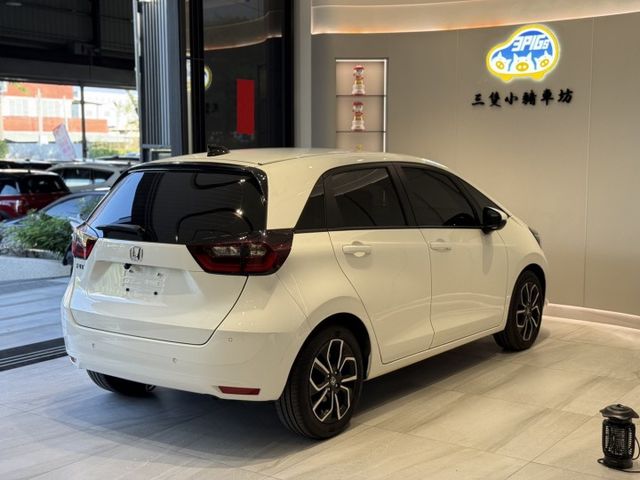 2022年出廠 汽油FIT  里程6萬 原鈑件 原廠保養紀錄 保固兩年 實車實價 歡迎試乘  第6張相片