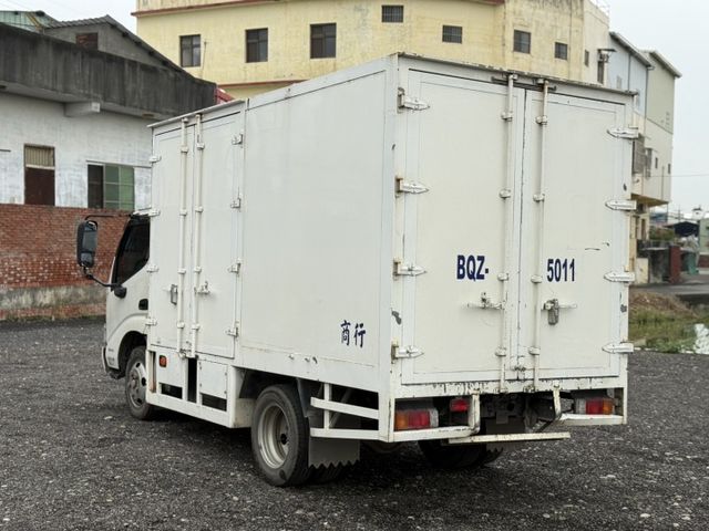 2021出廠 HINO300 廂式 低里程僅跑8萬 原鈑件 5頓載重 實車在店 歡迎試乘  第5張相片