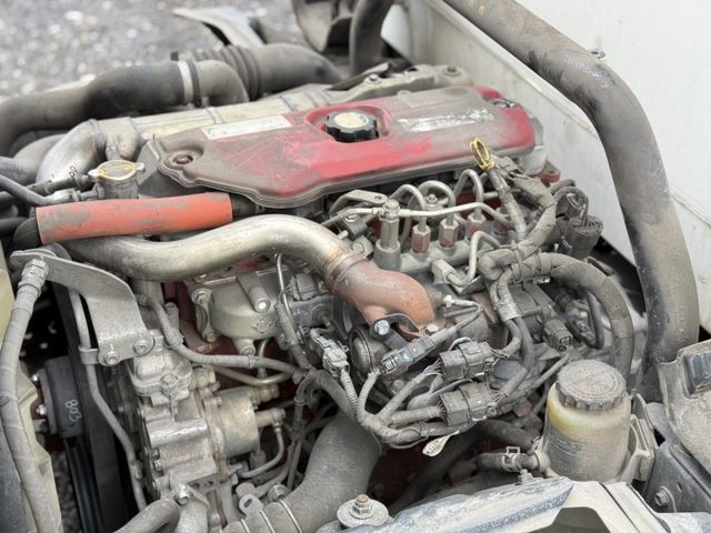 2021出廠 HINO300 廂式 低里程僅跑8萬 原鈑件 5頓載重 實車在店 歡迎試乘  第14張相片