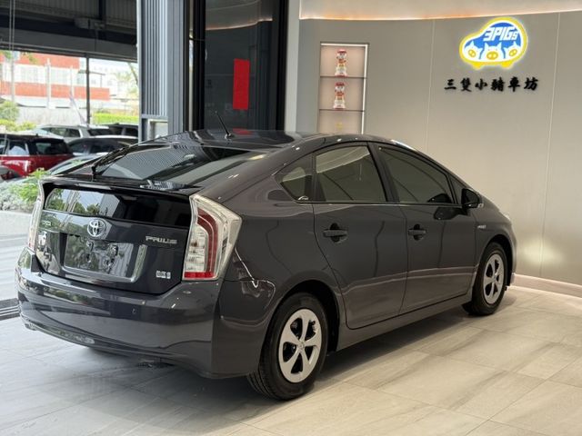 2015年 PRIUS 低里程僅跑9萬 原鈑件 認證車 實車實價 歡迎試乘  第6張相片