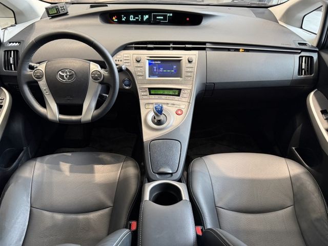 2015年 PRIUS 低里程僅跑9萬 原鈑件 認證車 實車實價 歡迎試乘  第10張相片