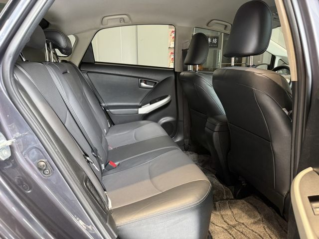 2015年 PRIUS 低里程僅跑9萬 原鈑件 認證車 實車實價 歡迎試乘  第14張相片