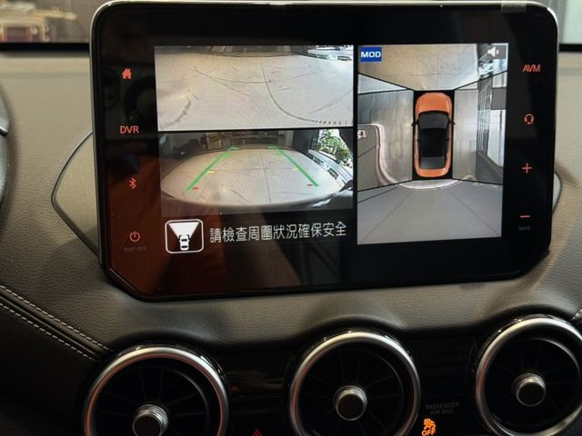 2022年出廠 尊爵智駕版 里程僅1萬公里 原鈑件 免鑰匙 環景 CARPLAY 實車實價 可貸款 歡迎試乘  第16張相片