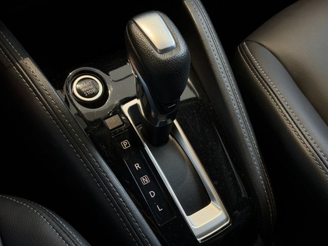 2020出廠 智型旗艦版 里程3萬公里 原鈑件 免鑰匙 防碰撞煞停 環景 CARPLAY 實車實價 歡迎試乘  第17張相片