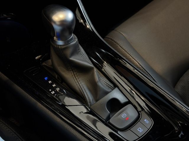 2020年出廠 豪華版 超低稅金 省油小鋼炮 有跟車系統 實車實價 歡迎試乘  第17張相片