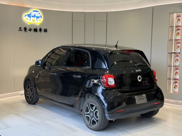 2016年出廠 FORFOUR 66KWPure 里程僅8萬公里 原鈑件 實車實價 歡迎試乘  第5張相片