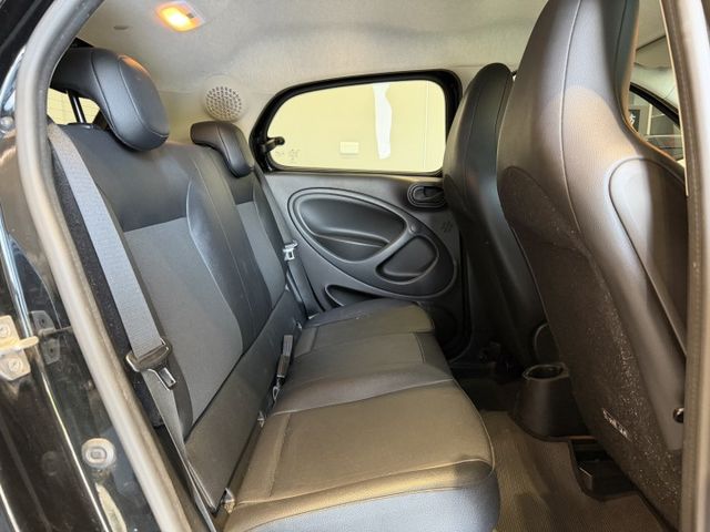 2016年出廠 FORFOUR 66KWPure 里程僅8萬公里 原鈑件 實車實價 歡迎試乘  第14張相片