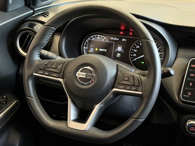 2021年出廠 智型旗艦版 里程5萬公里 原鈑件 兩年保固 實車實價 歡迎試乘  第9張相片