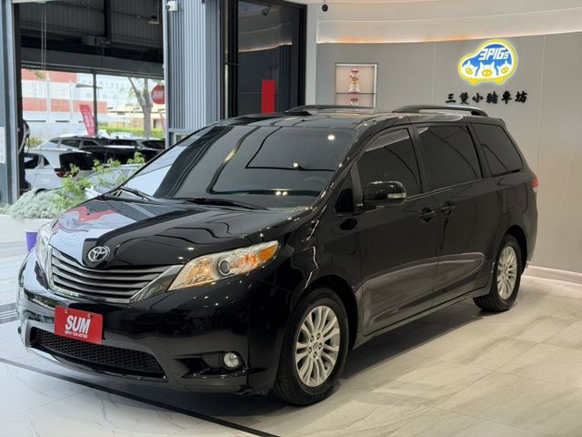 2014年出廠 SIENNA XLE版 里程6萬英里 原鈑件 天窗 電動滑門 藍芽 倒車影像 實車實價 可貸款 歡迎試乘  第3張相片