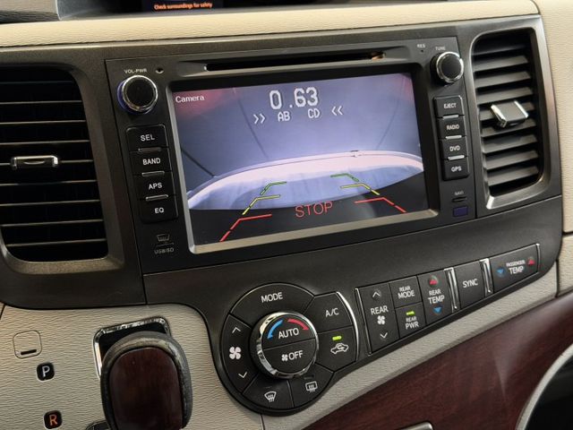 2014年出廠 SIENNA XLE版 里程6萬英里 原鈑件 天窗 電動滑門 藍芽 倒車影像 實車實價 可貸款 歡迎試乘  第17張相片