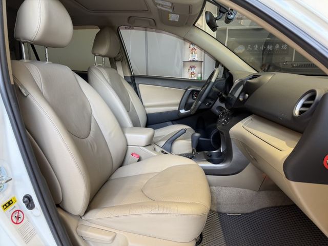 2009年出廠 RAV-4 G版 里程17萬 安卓機 倒車影像 認證車 實車實價 歡迎試乘  第12張相片