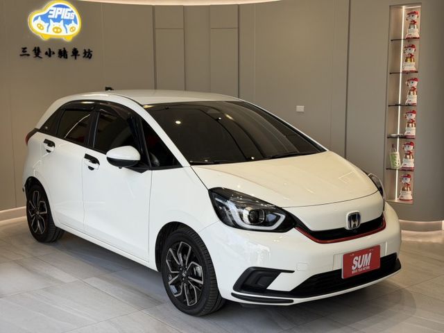 2023年 FIT油電版 里程3萬 環景安卓 盲點 免鑰匙 原鈑件 實車實價 可貸款 歡迎試乘  第4張相片