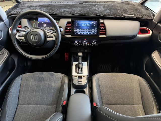 2023年 FIT油電版 里程3萬 環景安卓 盲點 免鑰匙 原鈑件 實車實價 可貸款 歡迎試乘  第10張相片