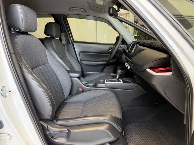 2023年 FIT油電版 里程3萬 環景安卓 盲點 免鑰匙 原鈑件 實車實價 可貸款 歡迎試乘  第12張相片