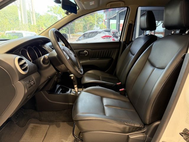 2012年出廠 S規 免鑰匙啟動 恆溫空調 里程僅跑9萬 實車實價 歡迎試乘  第11張相片