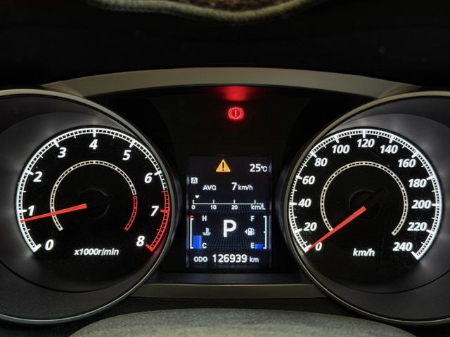 2013年 豪華型 有免鑰匙 換檔撥片  安卓機 天窗 認證車 實車實價 歡迎試乘  第8張相片