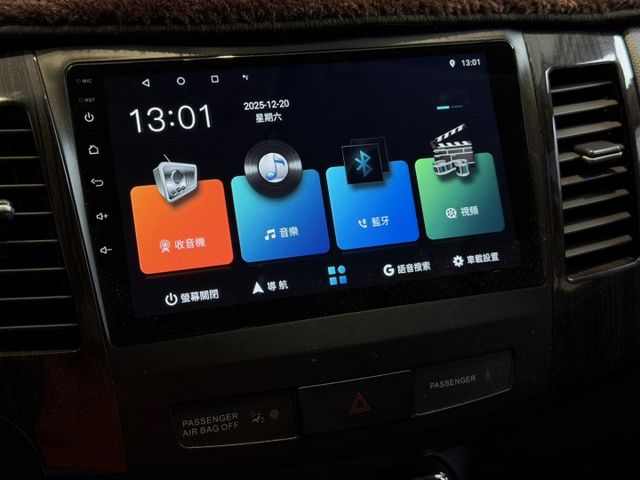 2013年 豪華型 有免鑰匙 換檔撥片  安卓機 天窗 認證車 實車實價 歡迎試乘  第16張相片