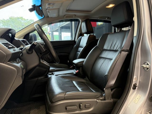 2015年出廠 2.4 S版 4WD 天窗 電動椅 循跡 4安 實車實價 可貸款試乘  第11張相片