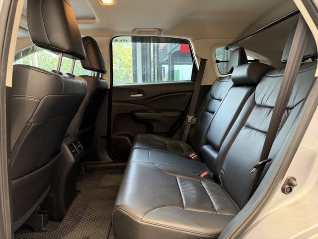 2015年出廠 2.4 S版 4WD 天窗 電動椅 循跡 4安 實車實價 可貸款試乘  第13張相片