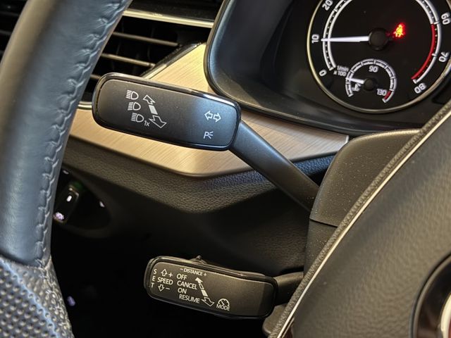 2020年 1.0豪華動能版 原鈑件 ACC 摸門 電尾門 實車實價 可貸款試乘  第17張相片