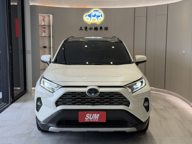 2020出廠 RAV4 油電旗艦版 全景天窗 跟車 電尾門 盲點 通風椅 實車實價 可貸款試乘  第1張相片